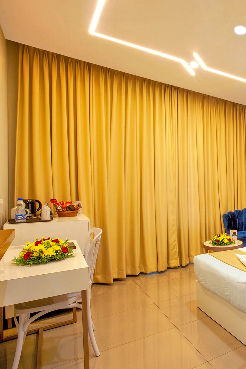 Resorts in alleppey with swimming pool